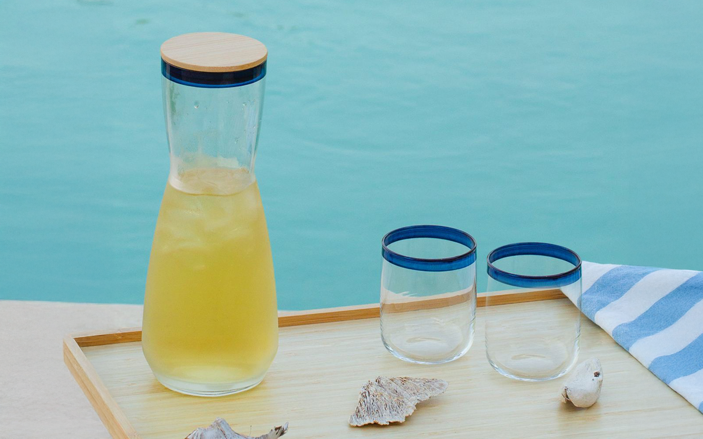 Set of carafe with 2 glasses Verona, transparent with a blue edge  1