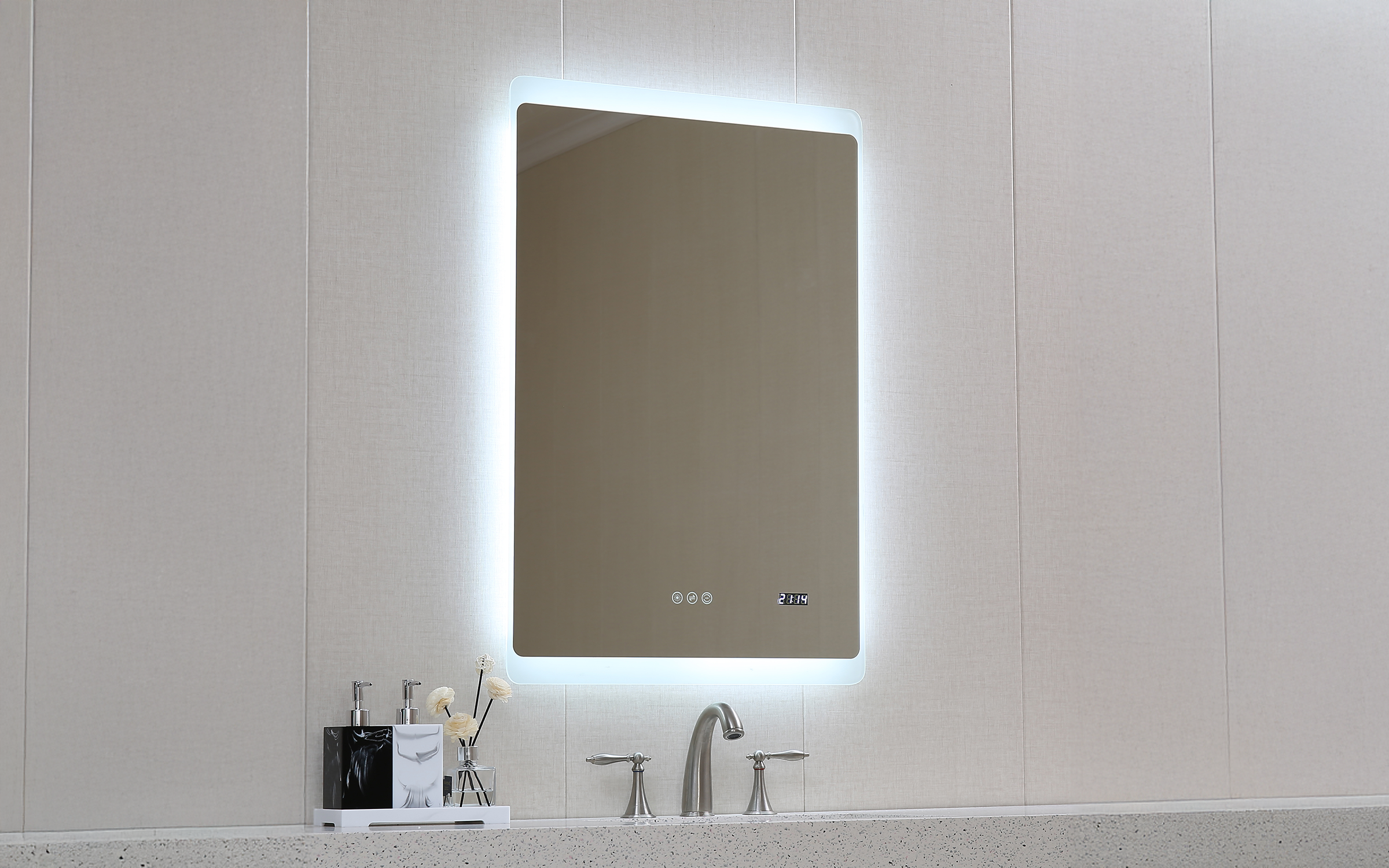 ICL 1811 Bathroom mirror with LED lights, 60/90 cm  1