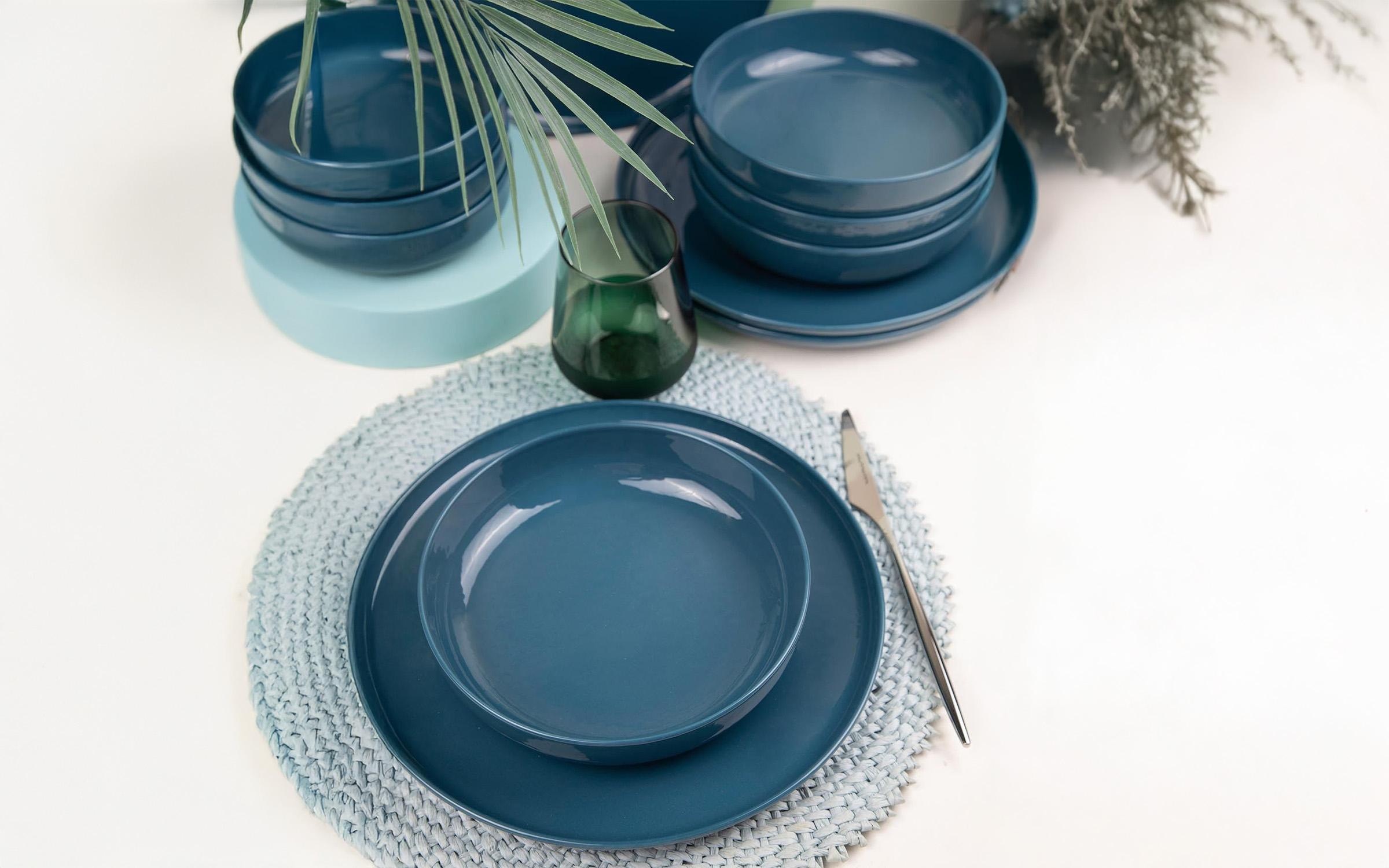 Porcelain dinner set 12 parts Deep water, dark blue  2