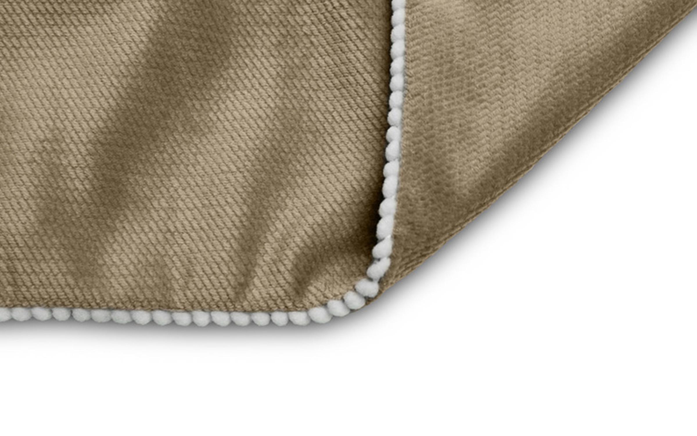 Blanket Blanket,   3