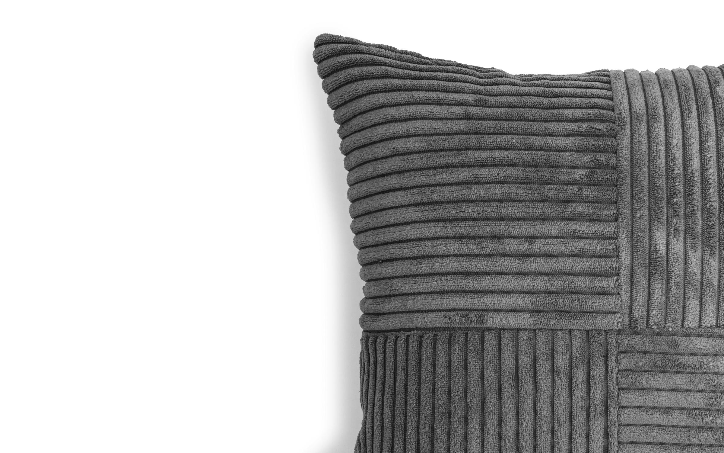 Throw pillow 06670, grey  2