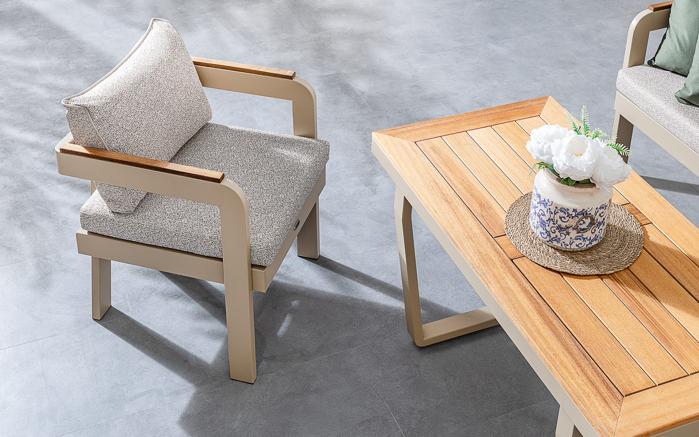 Set of table + chairs + sofa Atlantis, cream  3