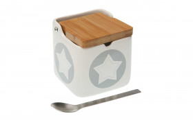 Spice box with spoon thumb