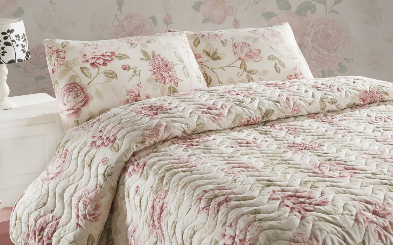 Bedspread 3 parts 200/220 cm Rosas, multicolored  1