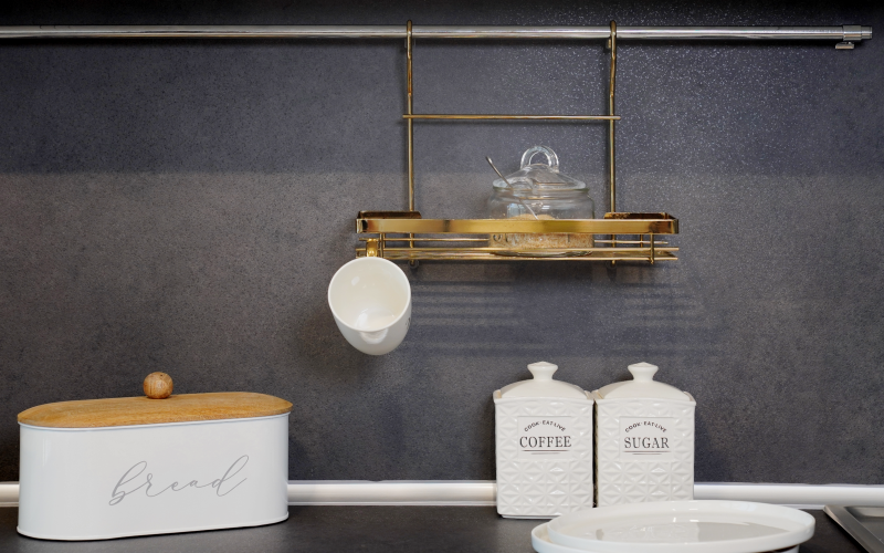 Bookcase M6048-70, golden  2
